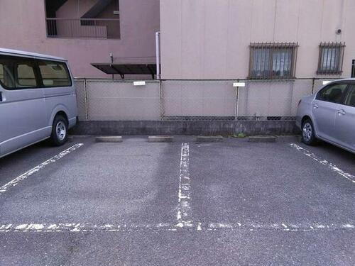 幅下１丁目アツタ駐車場