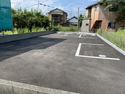 おかむら月極駐車場
