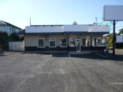 坂田店舗