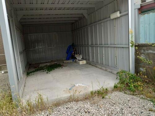 下米野町Ｍパーク　車庫