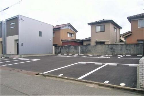 （株）スナハラ興産砂子田駐車場