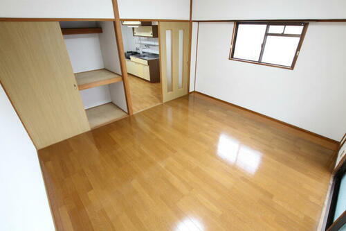 愛媛県松山市萱町６丁目
