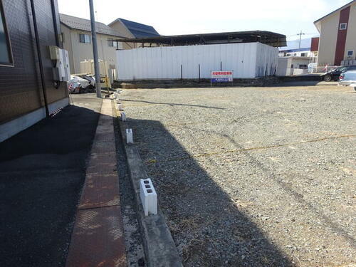貸駐車場 山梨県中巨摩郡昭和町西条