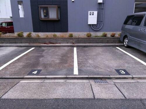 ＦＫメゾンアメニティ駐車場