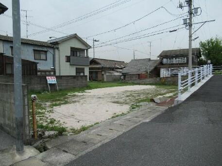 由宇町中央１丁目貸駐車場