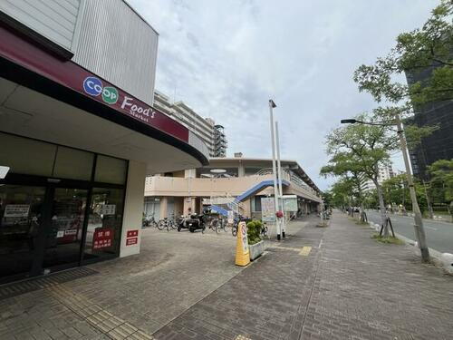 兵庫県西宮市西宮浜４丁目
