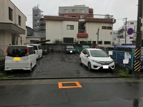 ＦＫ尾頭橋３丁目犬飼駐車場（屋根付き）