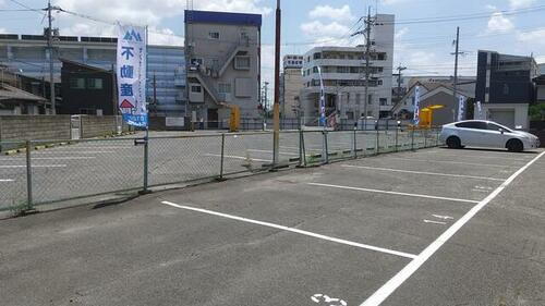 松浜町パーキング