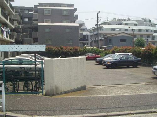 神奈川県横浜市西区岡野２丁目