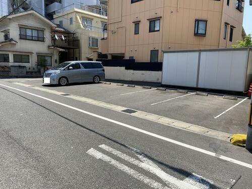 御門町２丁目みか駐車場