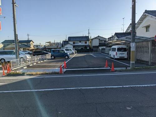 西安堵駐車場（クスリのアオキ安堵店様西隣）