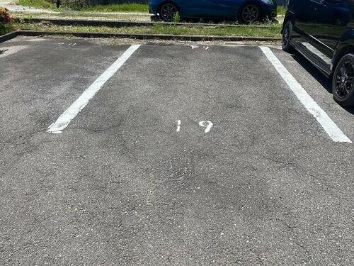 ＦＫヴィルヌーブＤ駐車場