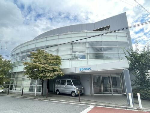 東京都三鷹市新川６丁目