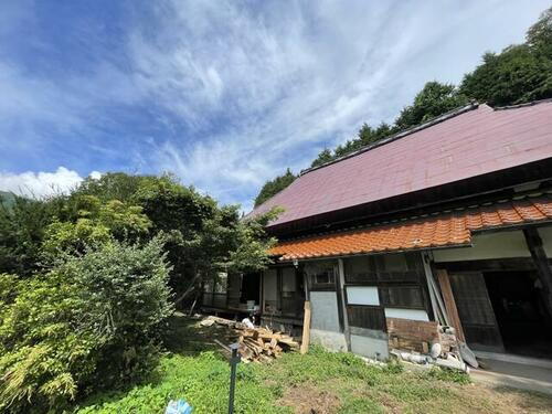 鏡野町貸テナント
