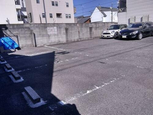 杉栄町３丁目駐車場