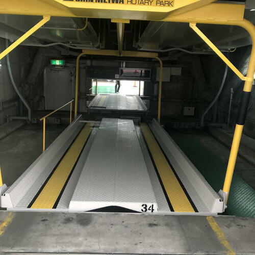 ＦＫ厚木市タワーパーキング