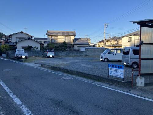 北斎院武智駐車場