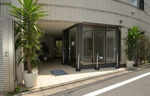 世田谷区三軒茶屋１丁目貸店舗事務所