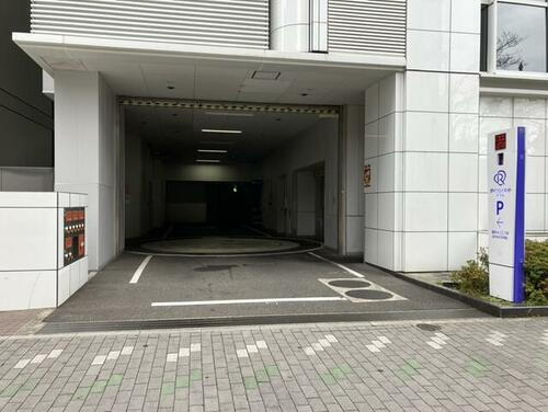 ダイワロイネットホテル名古屋新幹線口駐車場（ロールーフ）