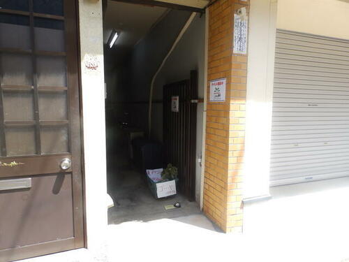 長等三丁目店舗