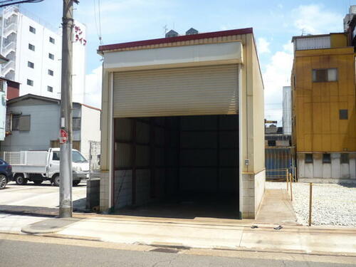 貸倉庫兼駐車場