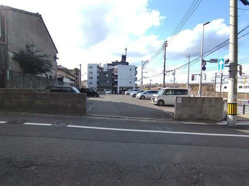 森駐車場