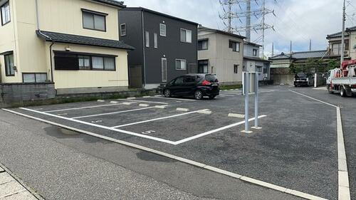 ホワイトベースＣパーキング