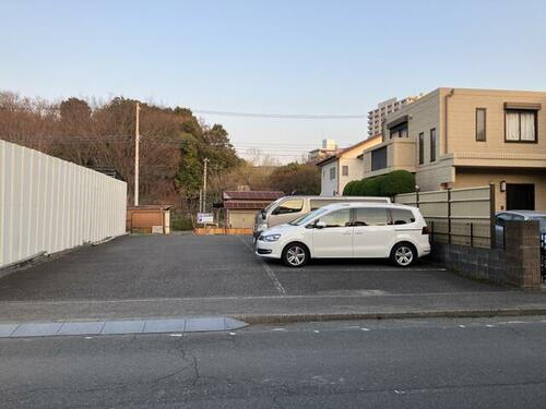 荏田東４丁目内野駐車場