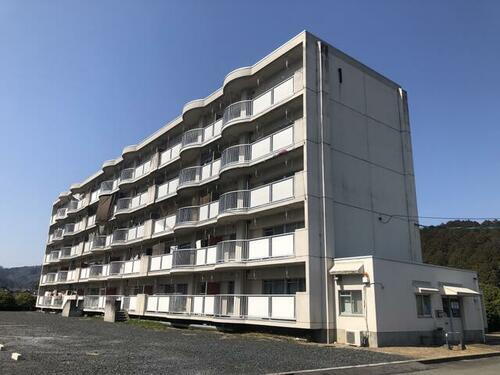 岡山県苫田郡鏡野町原