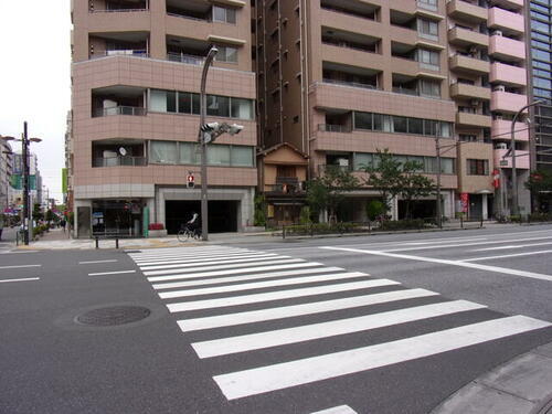 アトラスミオ浅草雷門