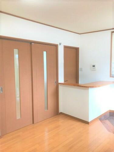 長曽根町２階建て　貸店舗事務所