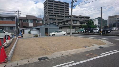 花沢町駐車場（Ｐ１９５）