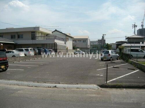 西浦２丁目駐車場Ｓ