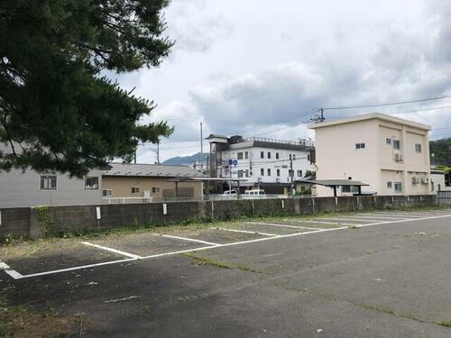 東小路菅野駐車場