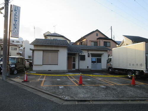 トーシンサービス駐車場