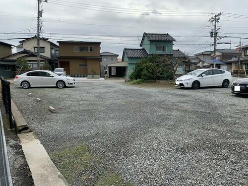 石川県金沢市畝田東４丁目