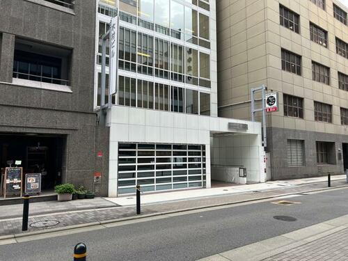 貸店舗・事務所 大阪府大阪市中央区備後町３丁目