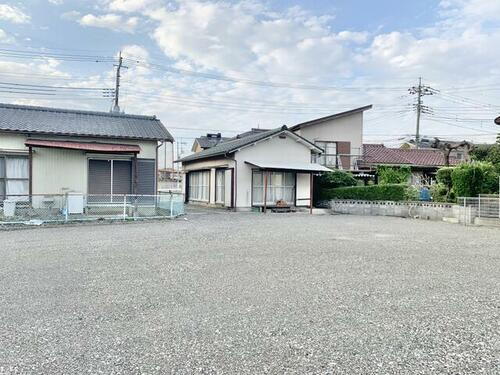 榎公民館北駐車場