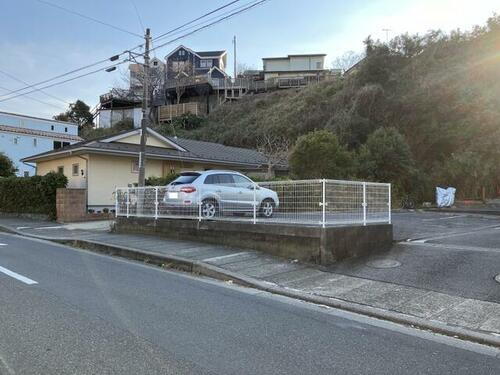 神奈川県鎌倉市腰越１丁目