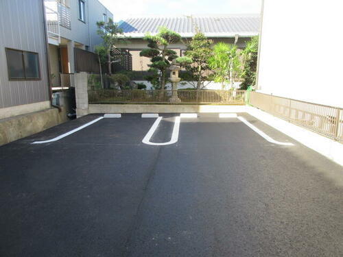 三重県津市一身田町