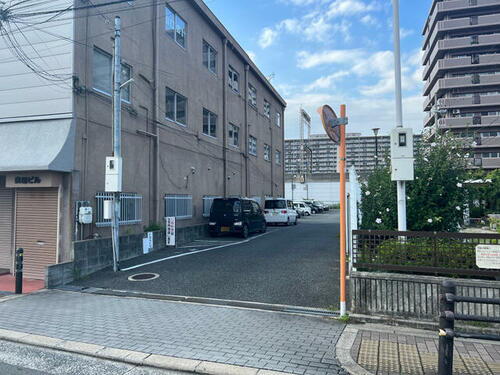 中野モータープール