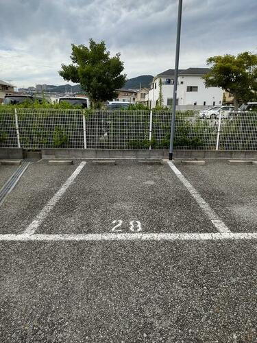 木野元駐車場　№２８