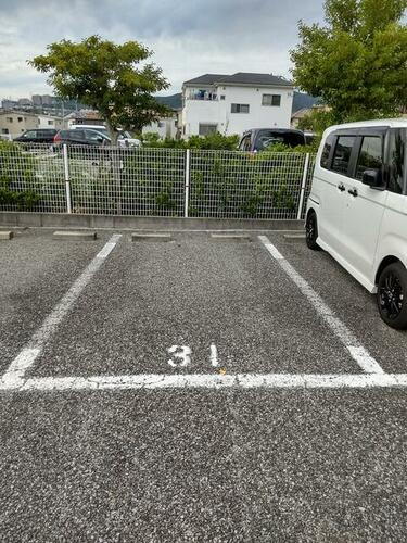 木野元駐車場　№３１