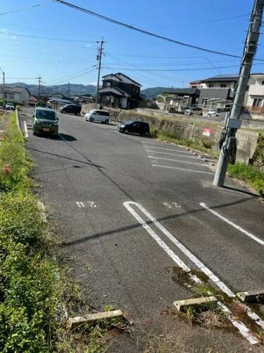 吉田月極駐車場