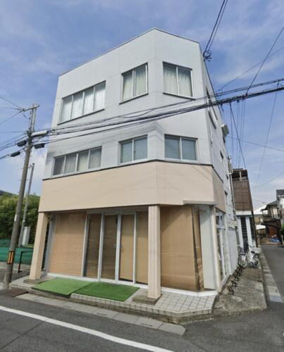 埼玉県越谷市赤山町３丁目