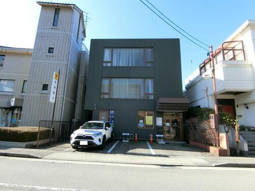 広岡２丁目貸テナント