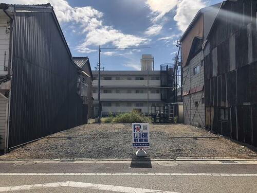 三重県四日市市滝川町