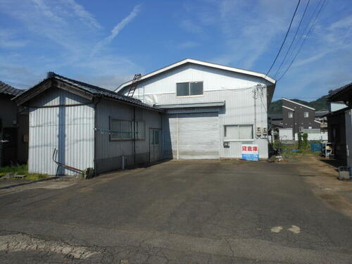 永平寺町松岡芝原３丁目倉庫