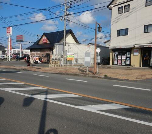 フラワー駐車場