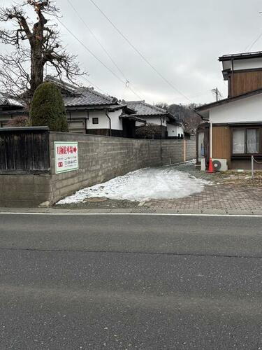山岸２駐車場